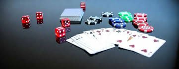 Người chơi Việt Nam theo dõi jackpot nổ hũ trên điện thoại di động